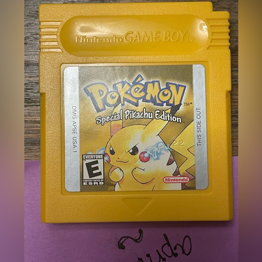 Nintendo Pokémon Special Pikachu Edition Cartridge - Yellow